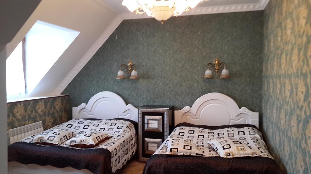 Edemi Hotel Kutaisi Rum bild